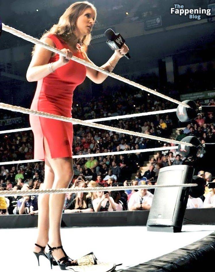 Stephanie McMahon Nude Sexy 16