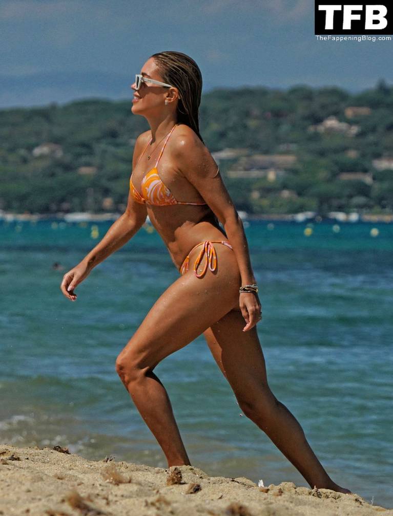 Sylvie Meis Sexy on Beach Bikini 122