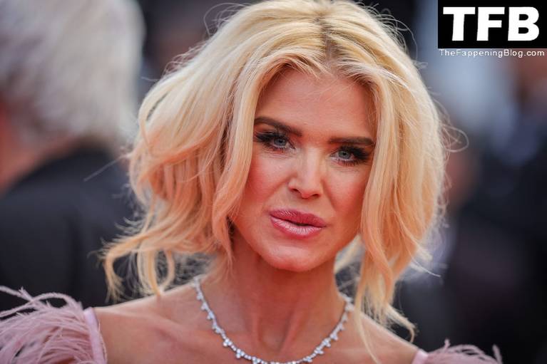Victoria Silvstedt Sexy 59