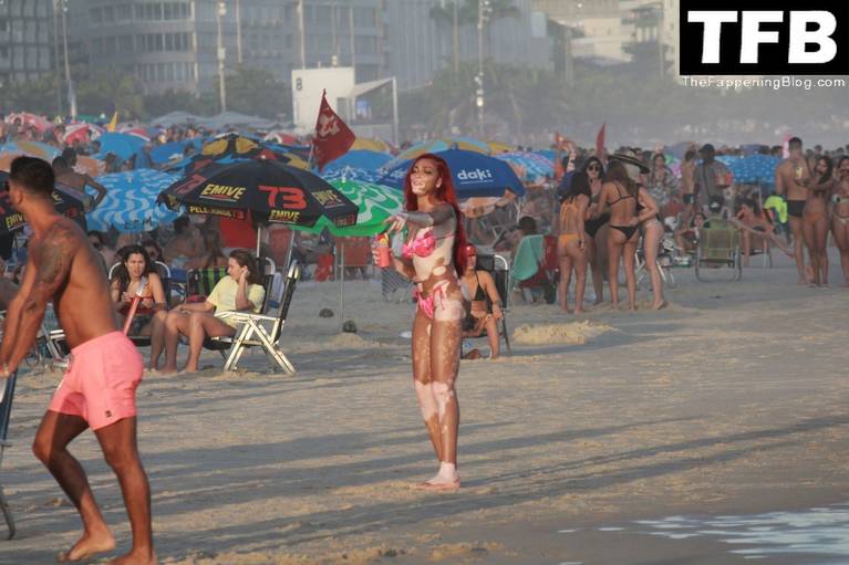 Winnie Harlow Sexy on Beach Bikini 42