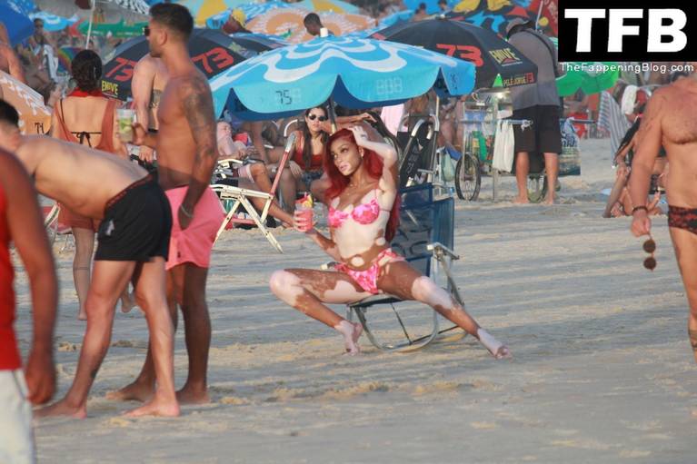 Winnie Harlow Sexy on Beach Bikini 54