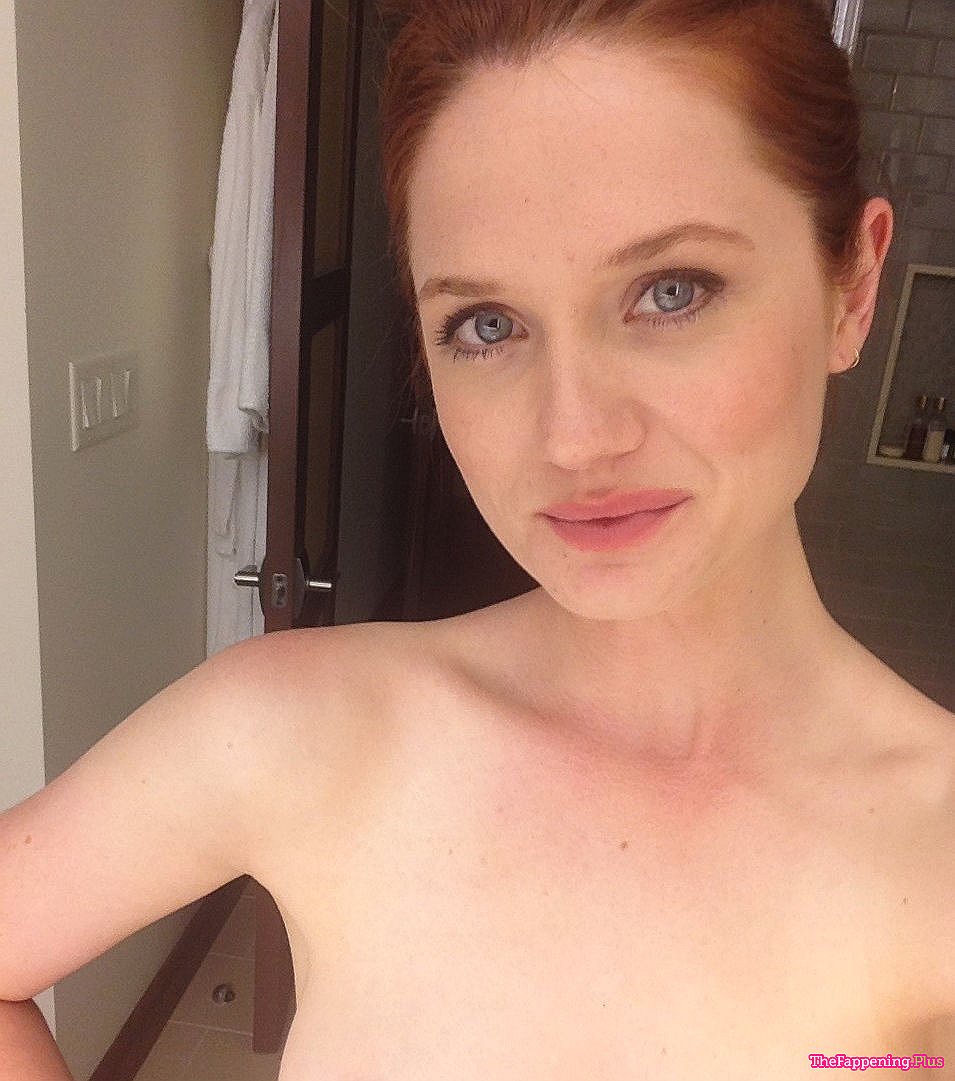 Bonnie Wright Hacked ICloud